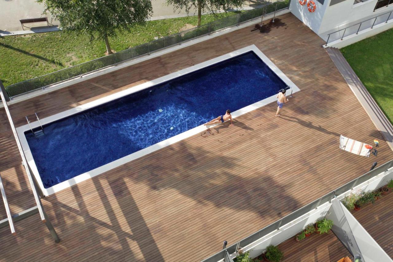 Taulat Diagonal Mar Pool